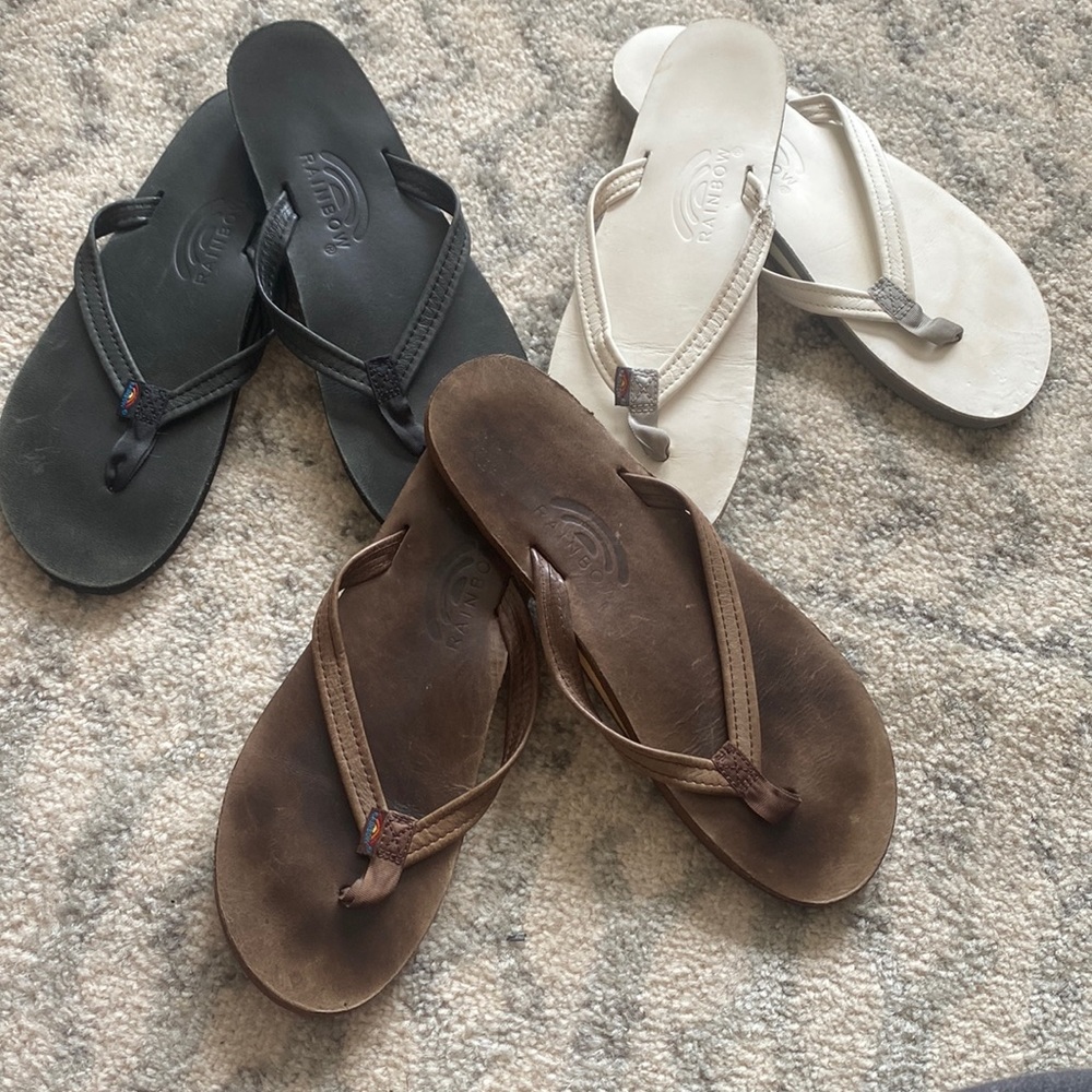 Lot of rainbow size 8 flip flops
